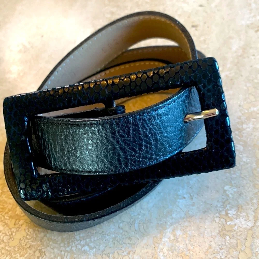 Leatherock Belt, 32, black leather, pebbled texture, wide snake print buckle EUC